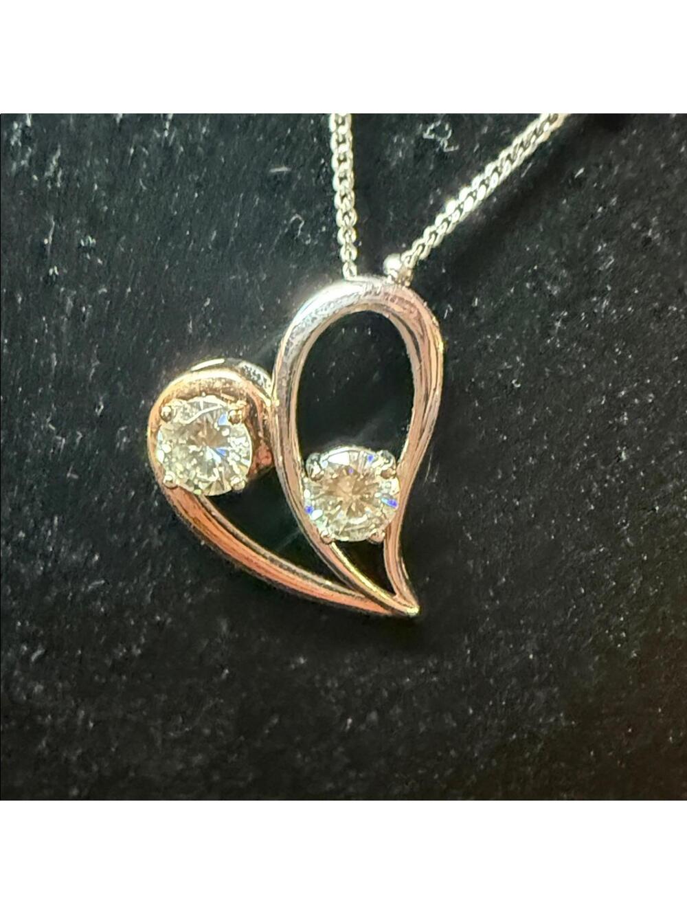 Sterling Silver Heart Necklace | Cubic Zirconia | 925 MOI | Thailand